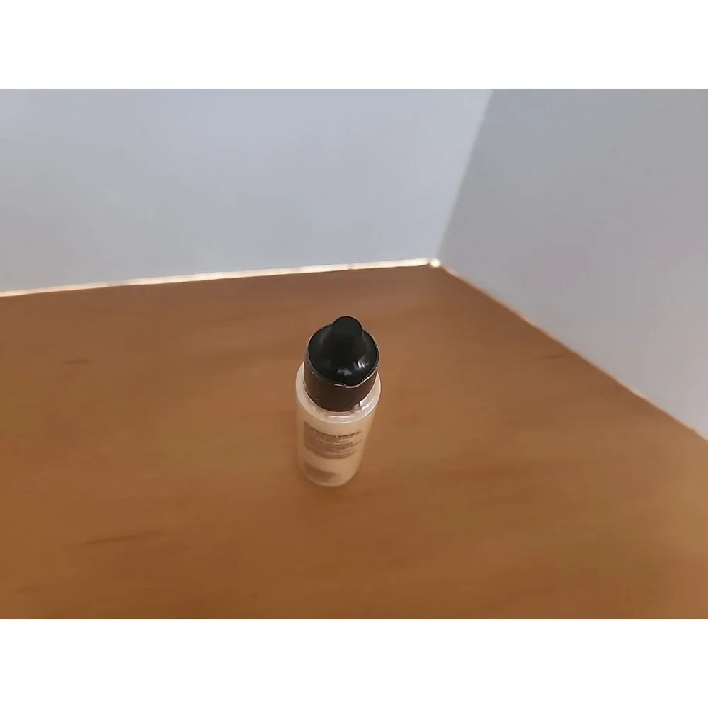 LUMINESS GLOW AIRBRUSH‎ BRIGHTENER 0.50 OZ NEW AND SEALED